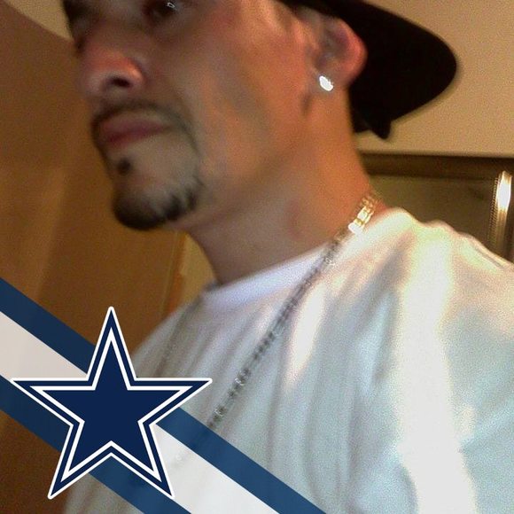 Meet your Posher, Raymond - Picture 1 of 1